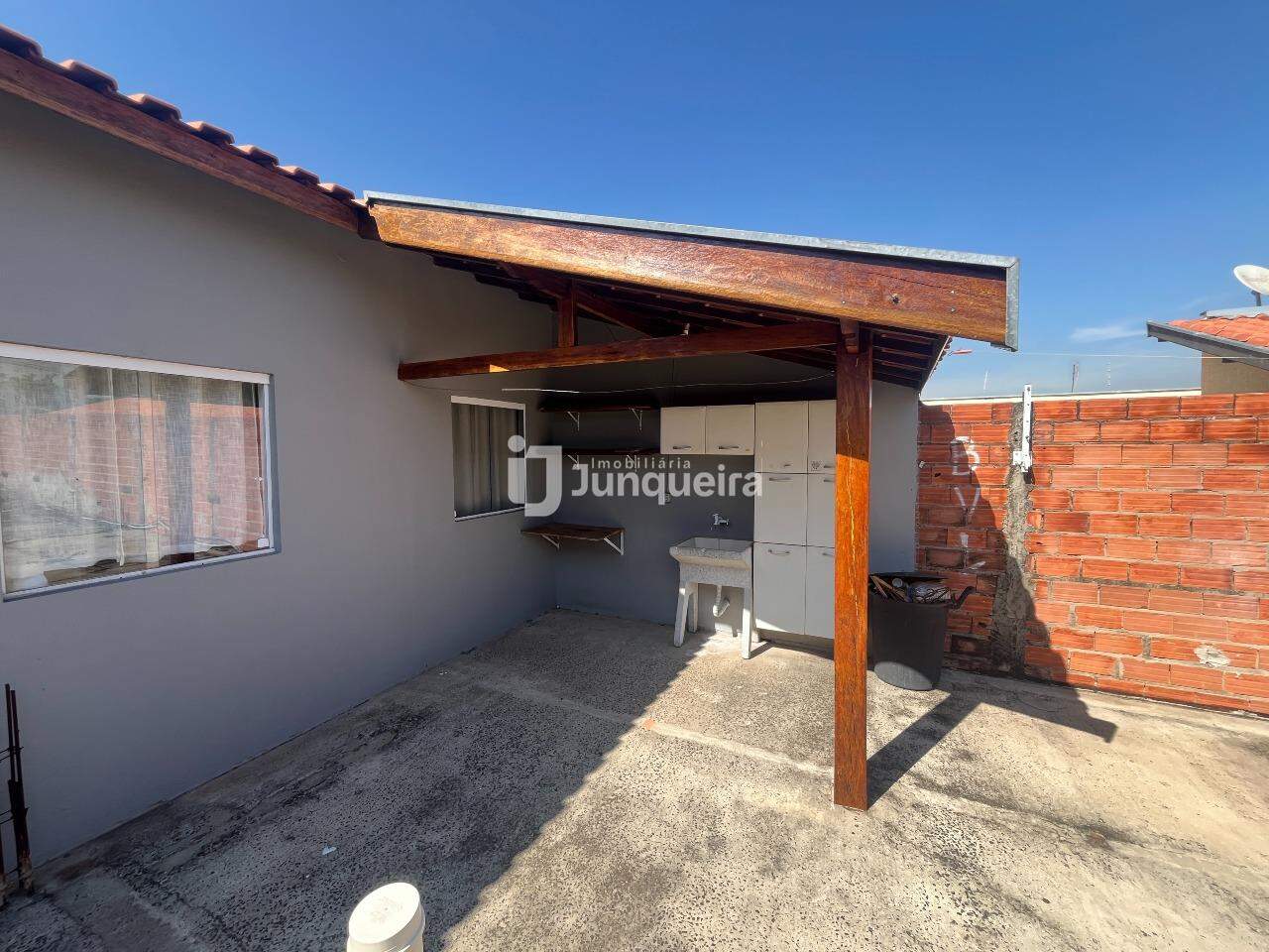 Edícula à venda, 2 quartos, 2 vagas, no bairro Parque São Matheus em Piracicaba - SP