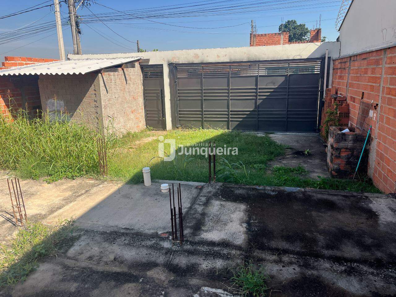 Edícula à venda, 2 quartos, 2 vagas, no bairro Parque São Matheus em Piracicaba - SP