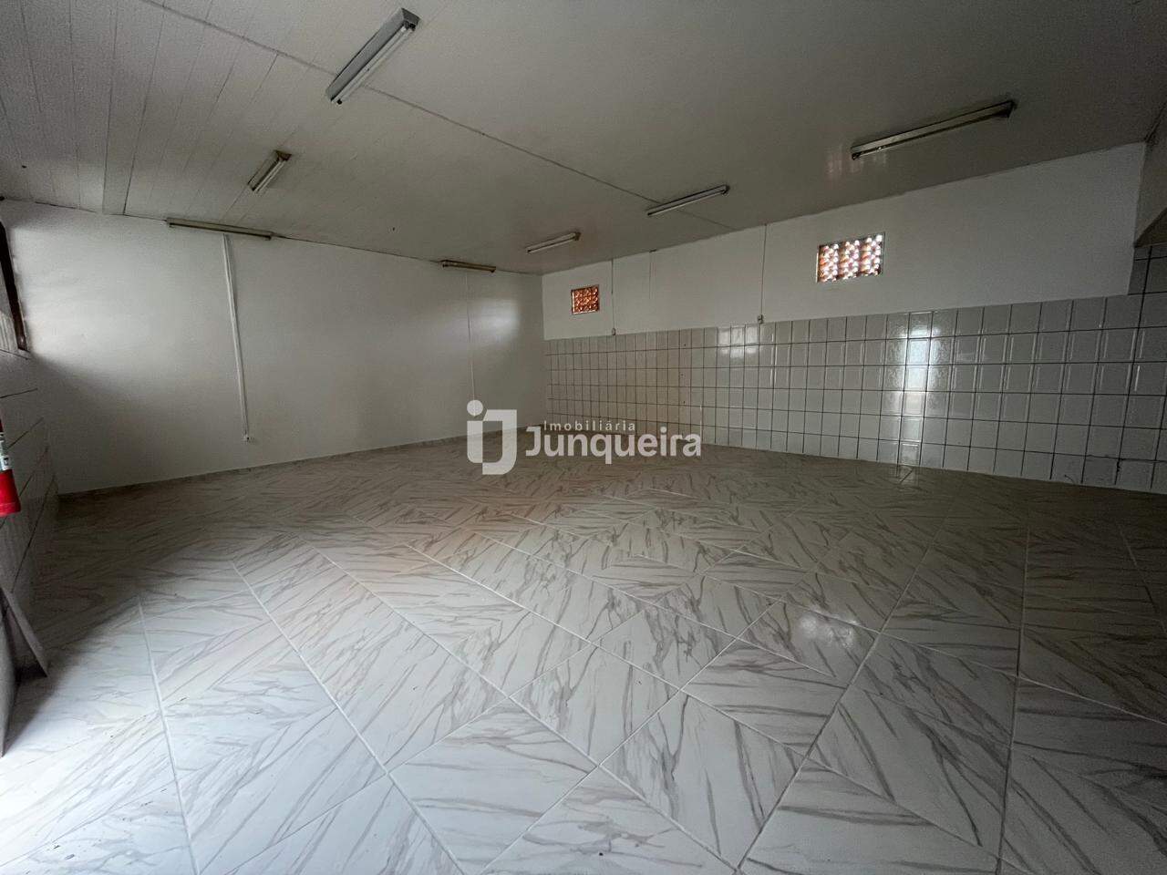 Salão para alugar, no bairro Paulicéia em Piracicaba - SP