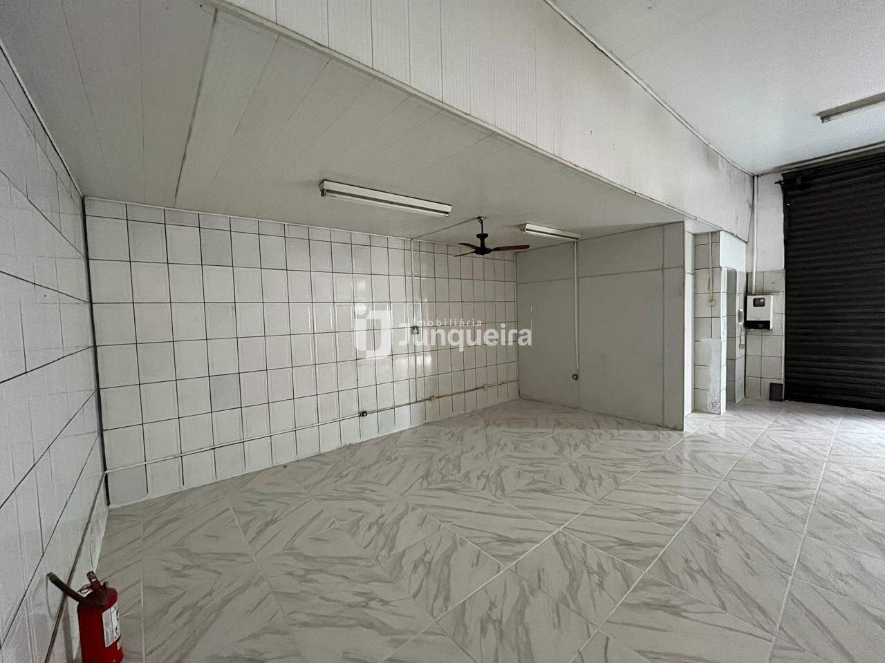 Salão para alugar, no bairro Paulicéia em Piracicaba - SP