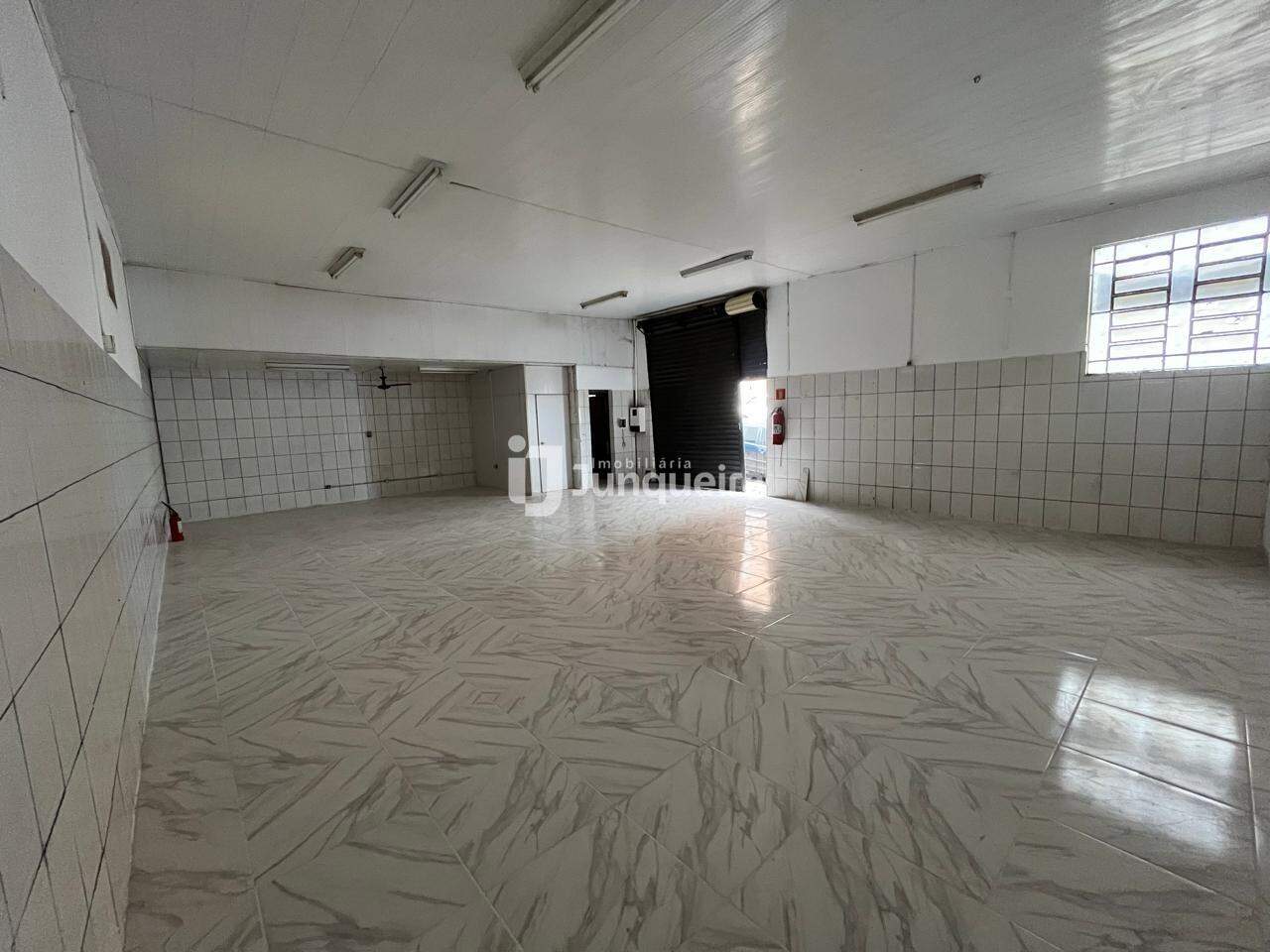Salão para alugar, no bairro Paulicéia em Piracicaba - SP