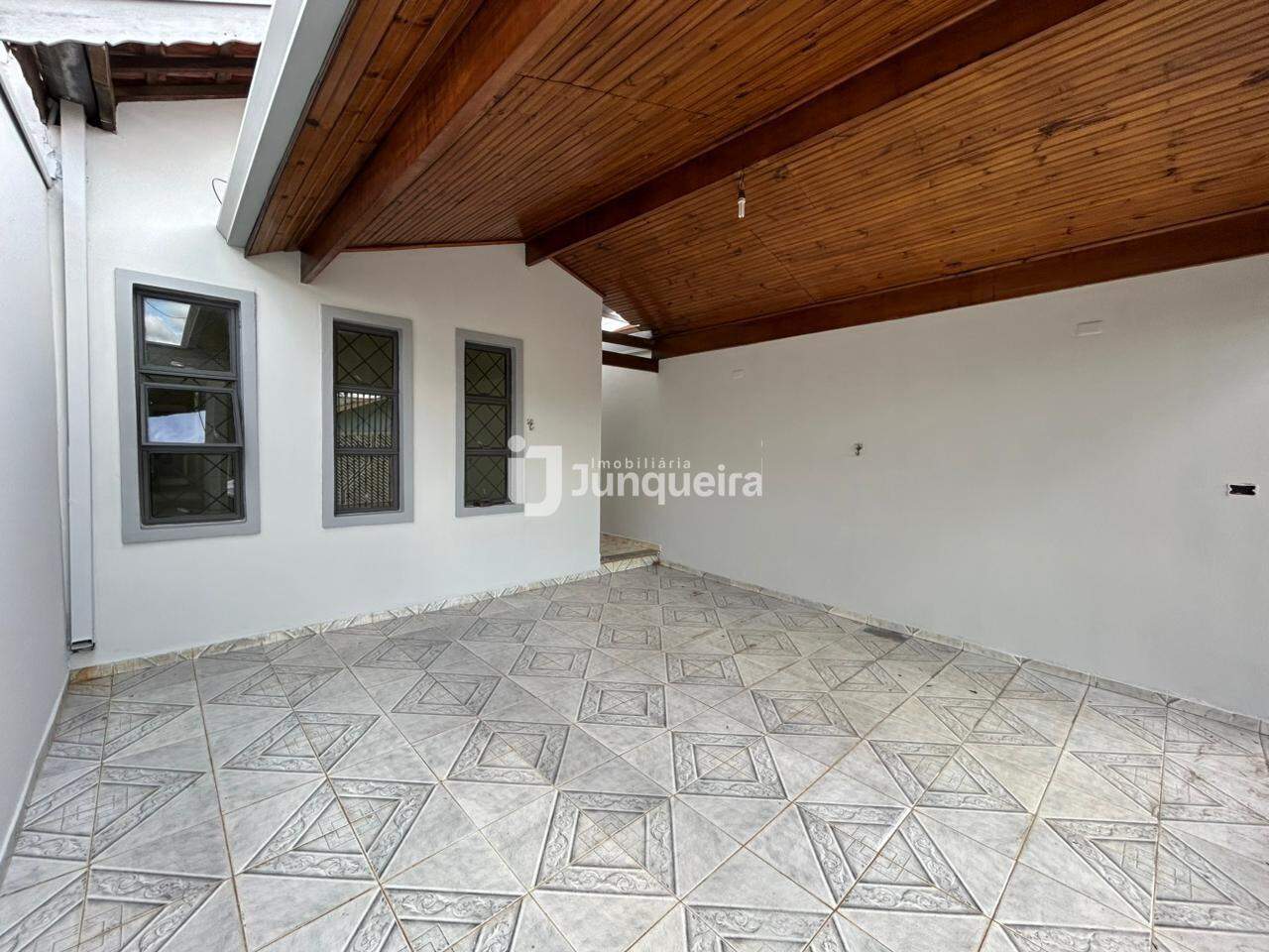 Casa à venda, 2 quartos, sendo 1 suíte, 1 vaga, no bairro Nova América em Piracicaba - SP