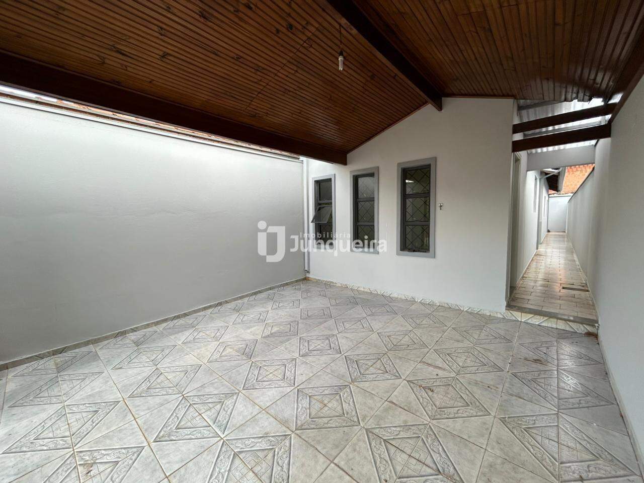 Casa à venda, 2 quartos, sendo 1 suíte, 1 vaga, no bairro Nova América em Piracicaba - SP