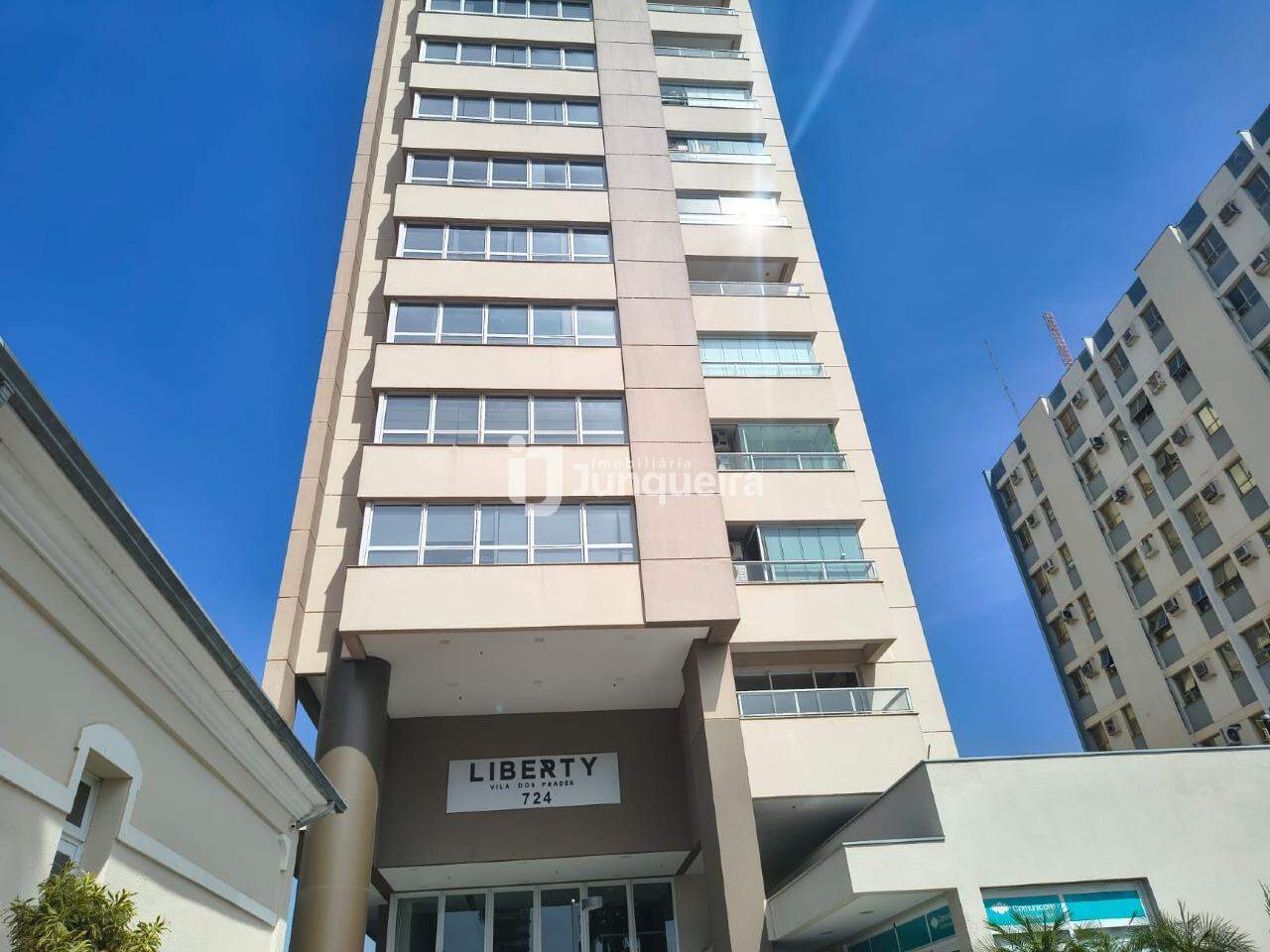 Sala Comercial para alugar, 1 vaga, no bairro Cidade Alta em Piracicaba - SP