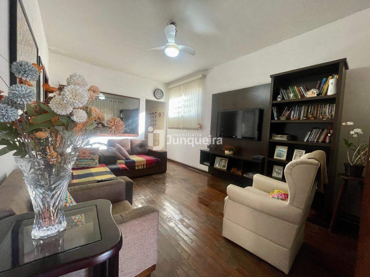 Casa Comercial à venda, 5 quartos, no bairro Centro em Piracicaba - SP