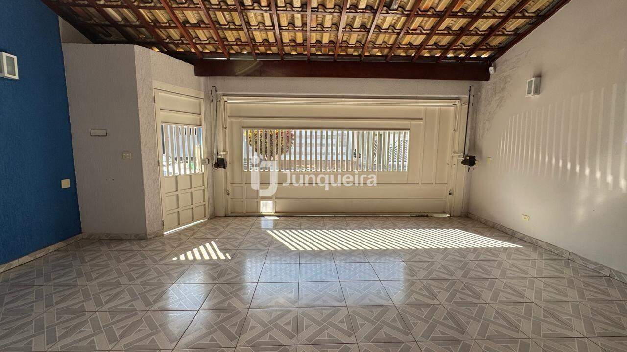 Casa à venda, 3 quartos, sendo 1 suíte, 2 vagas, no bairro Piracicamirim em Piracicaba - SP