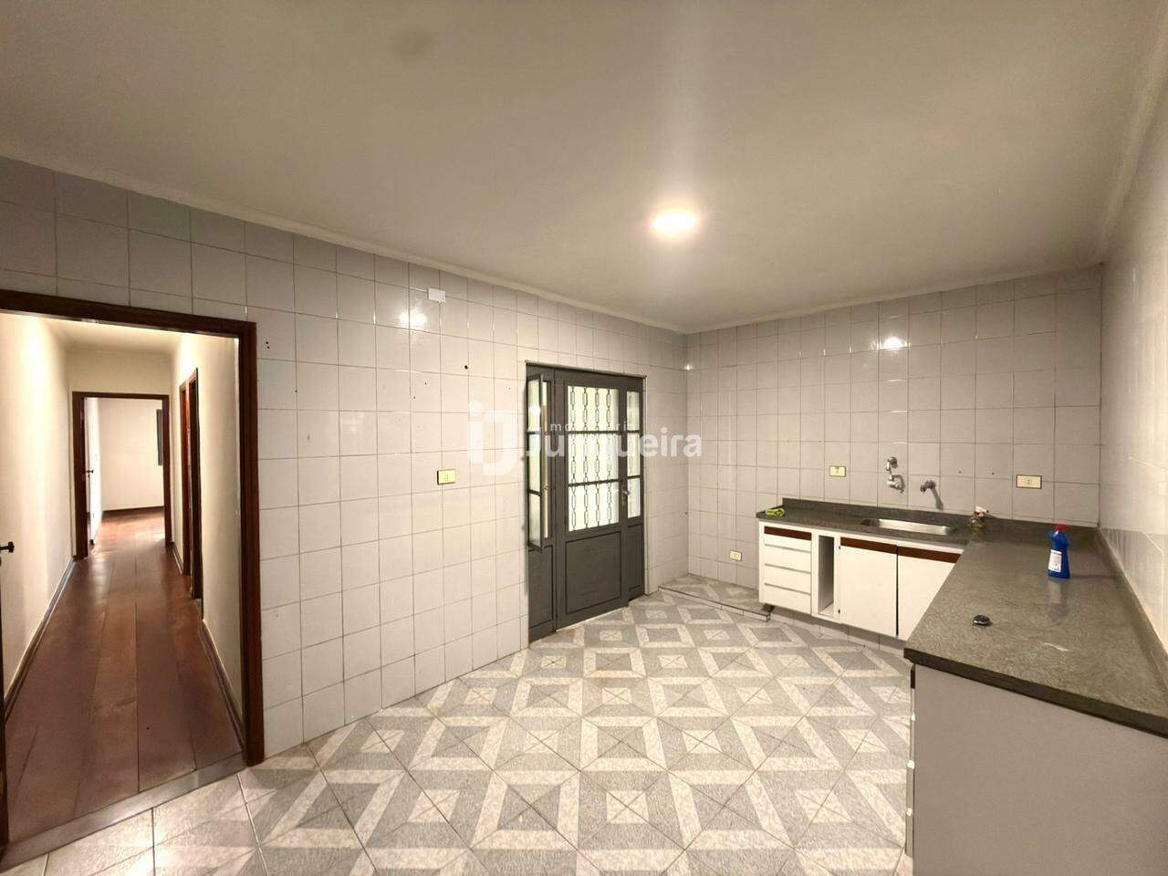 Casa à venda, 2 quartos, 2 vagas, no bairro Jardim Noiva da Colina em Piracicaba - SP