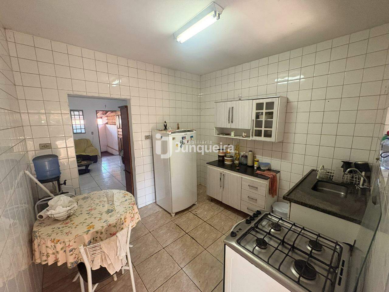 Casa à venda, 2 quartos, 1 vaga, no bairro Vila Rezende em Piracicaba - SP