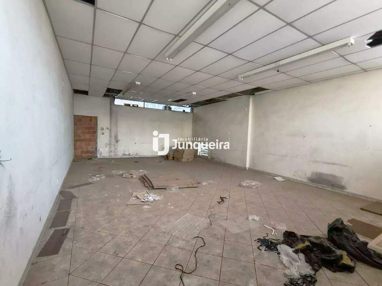 Prédio Comercial à venda, no bairro Centro em Piracicaba - SP
