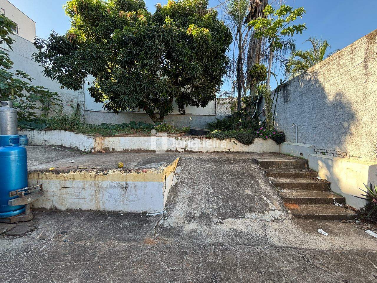 Área à venda, no bairro Centro em Saltinho - SP