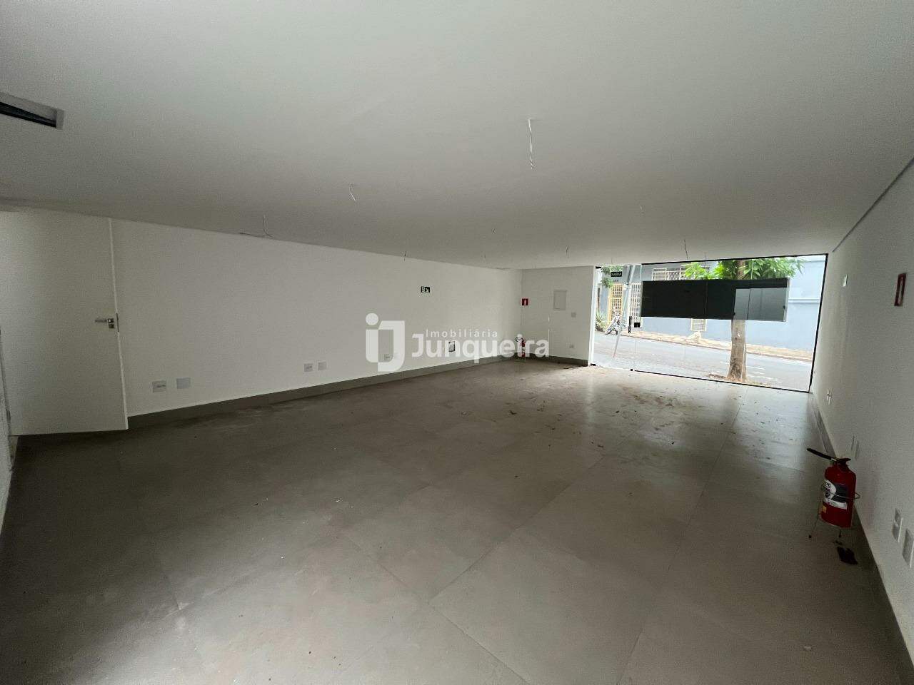 Salão para alugar, no bairro Centro em Piracicaba - SP