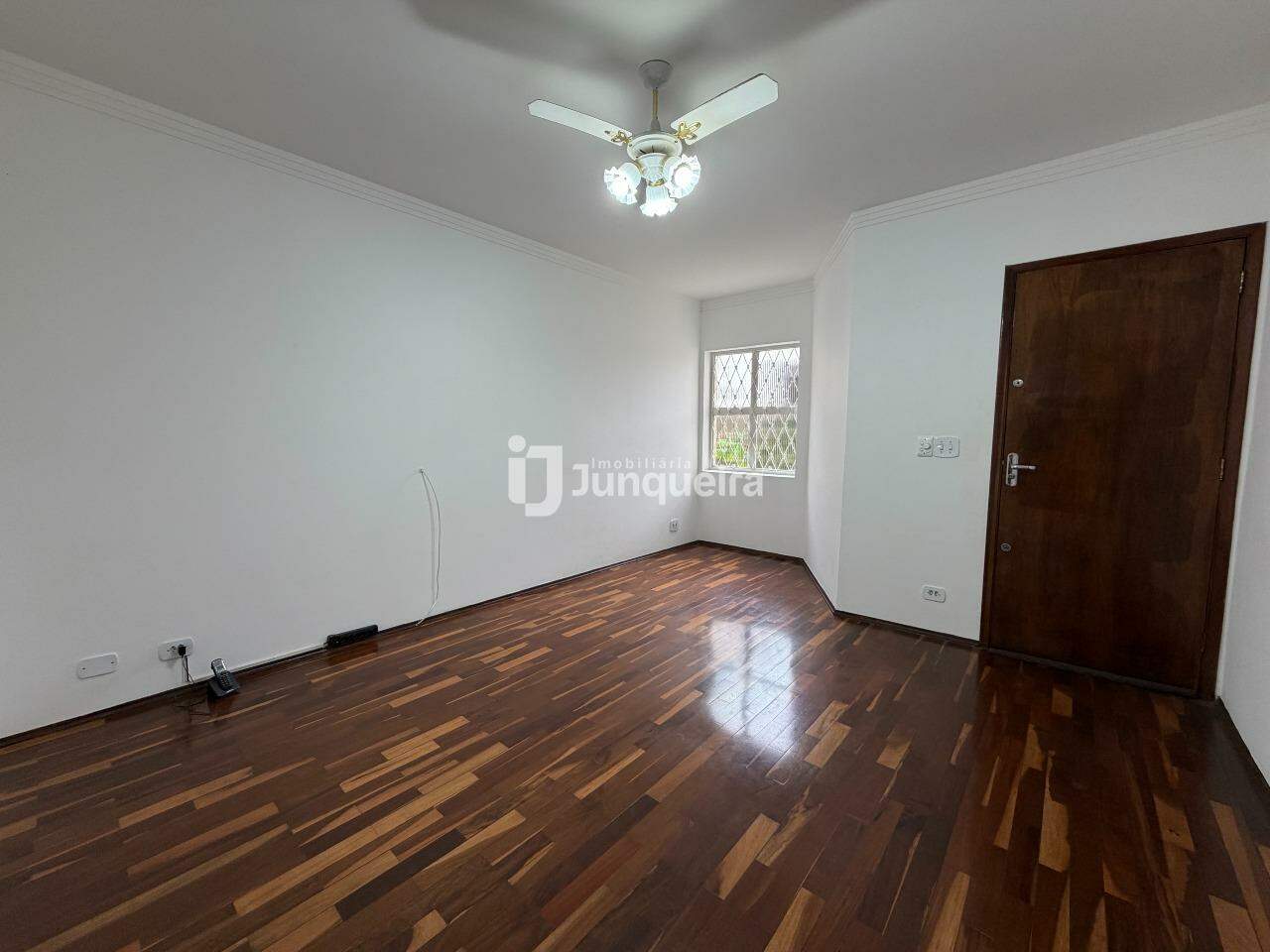 Casa à venda, 2 quartos, 1 vaga, no bairro Paulicéia em Piracicaba - SP