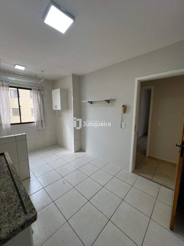 Apartamento para alugar no Village Cleopath, 2 quartos, 1 vaga, no bairro Centro em Piracicaba - SP