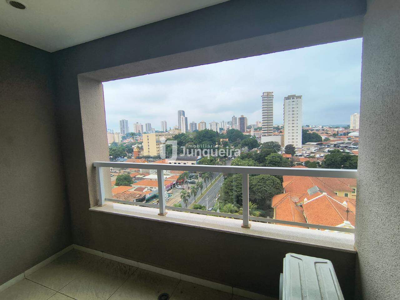 Sala Comercial para alugar, 1 vaga, no bairro Cidade Alta em Piracicaba - SP