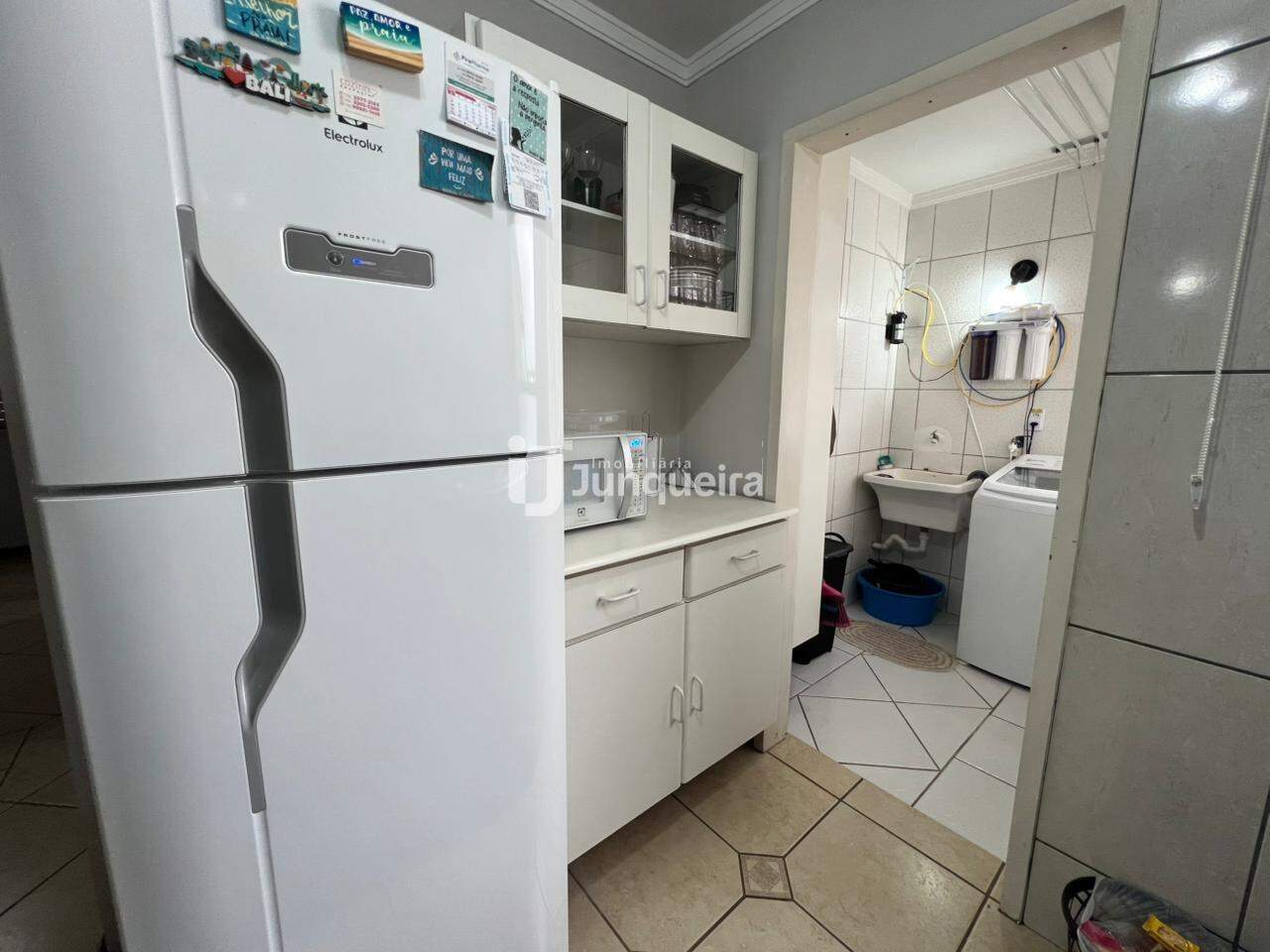 Apartamento para alugar no Edifício Jatobá, 2 quartos, 1 vaga, no bairro Nova América em Piracicaba - SP