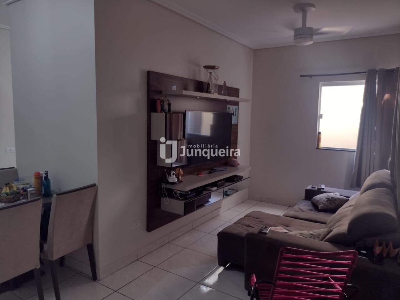 Casa à venda, 3 quartos, sendo 1 suíte, 2 vagas, no bairro Campos Do Conde em Piracicaba - SP