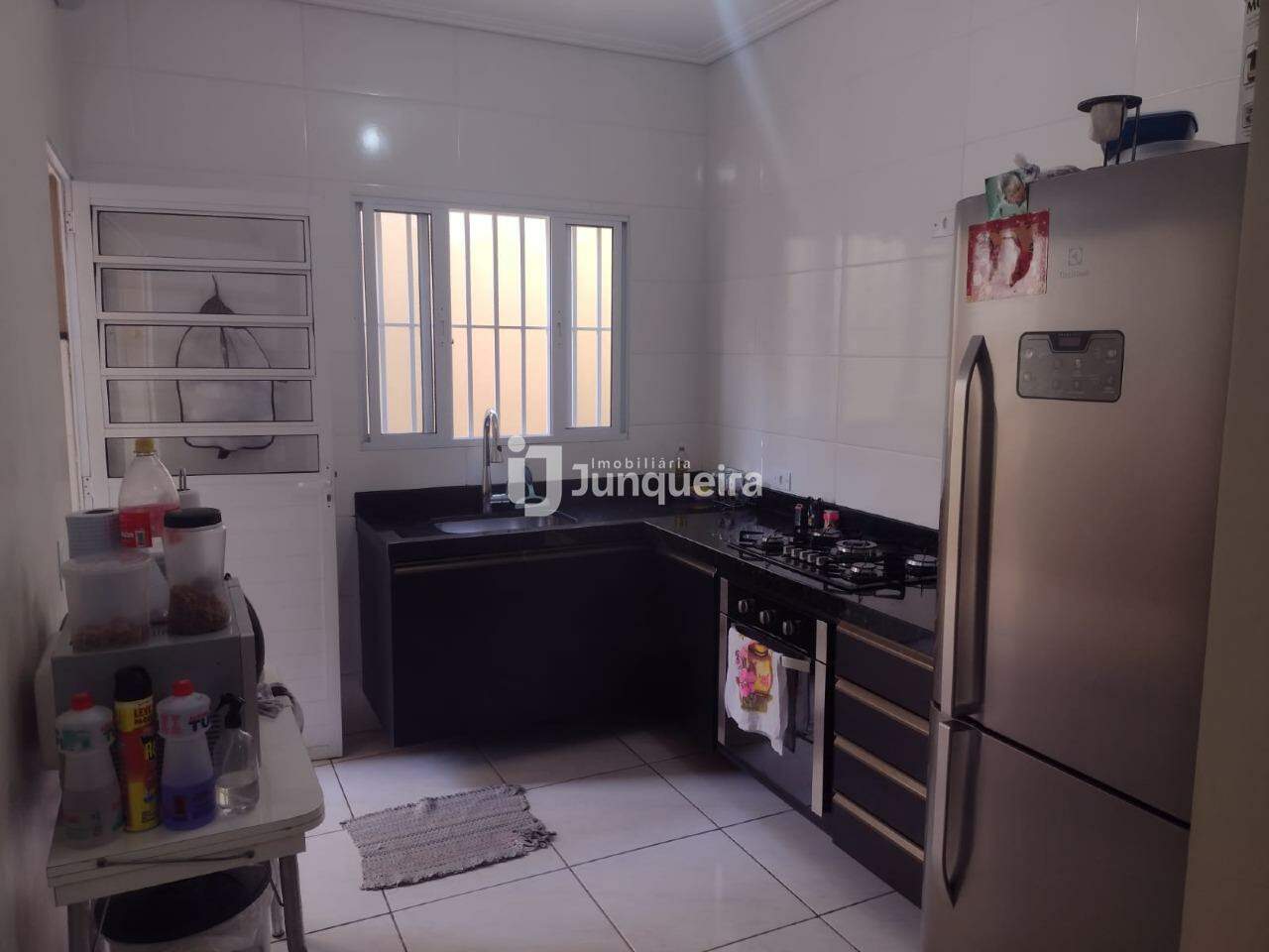 Casa à venda, 3 quartos, sendo 1 suíte, 2 vagas, no bairro Campos Do Conde em Piracicaba - SP
