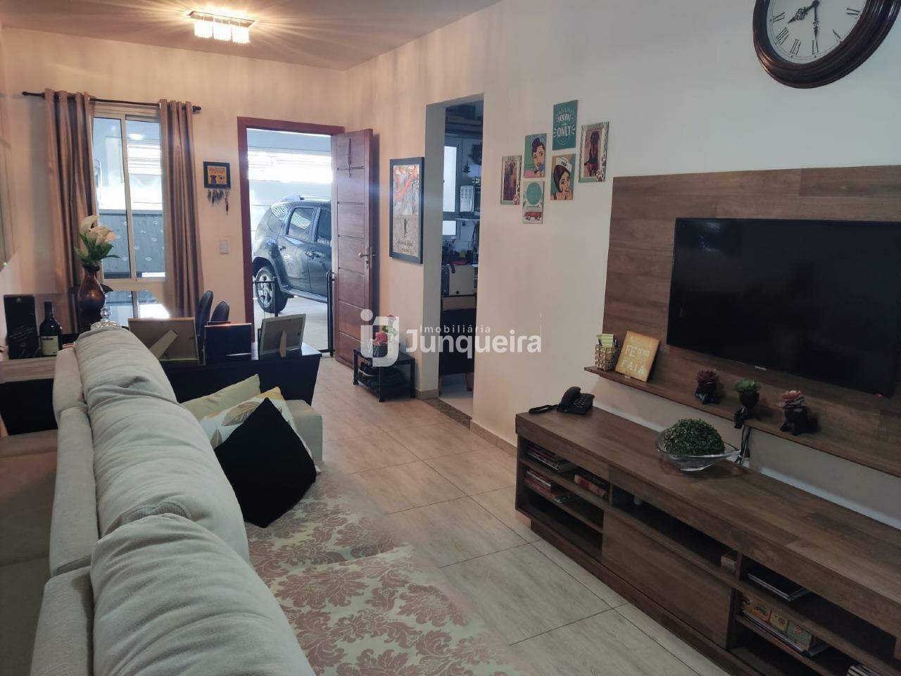 Casa à venda, 2 quartos, 2 vagas, no bairro Vale do Sol em Piracicaba - SP