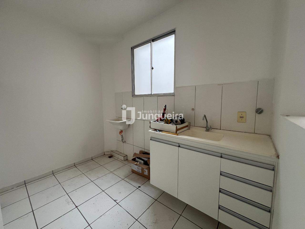 Apartamento para alugar no Clube Parque Paradiso, 2 quartos, 1 vaga, no bairro Santa Terezinha em Piracicaba - SP