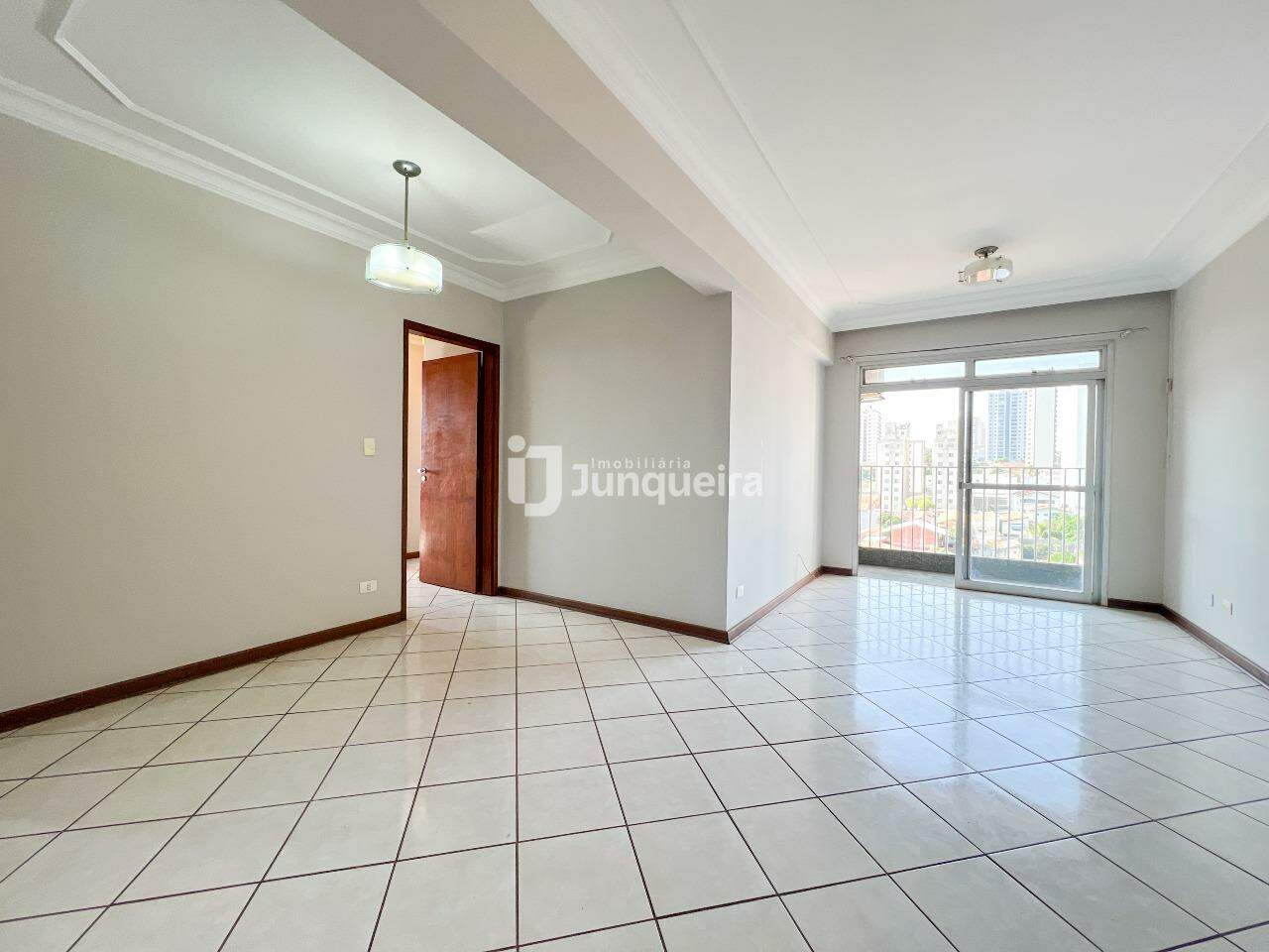 Apartamento à venda no Antares, 3 quartos, sendo 1 suíte, 2 vagas, no bairro São Judas em Piracicaba - SP