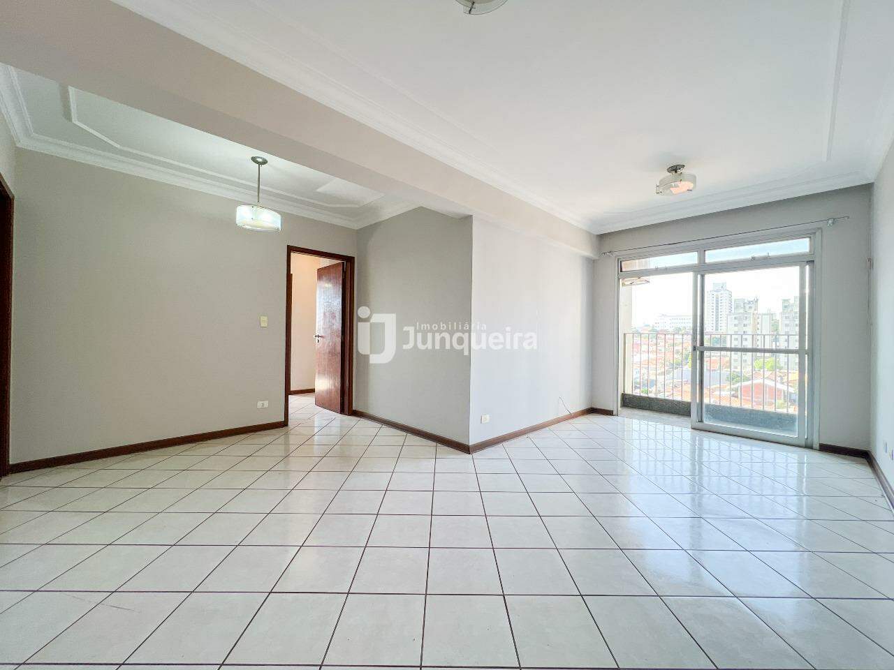 Apartamento à venda no Antares, 3 quartos, sendo 1 suíte, 2 vagas, no bairro São Judas em Piracicaba - SP