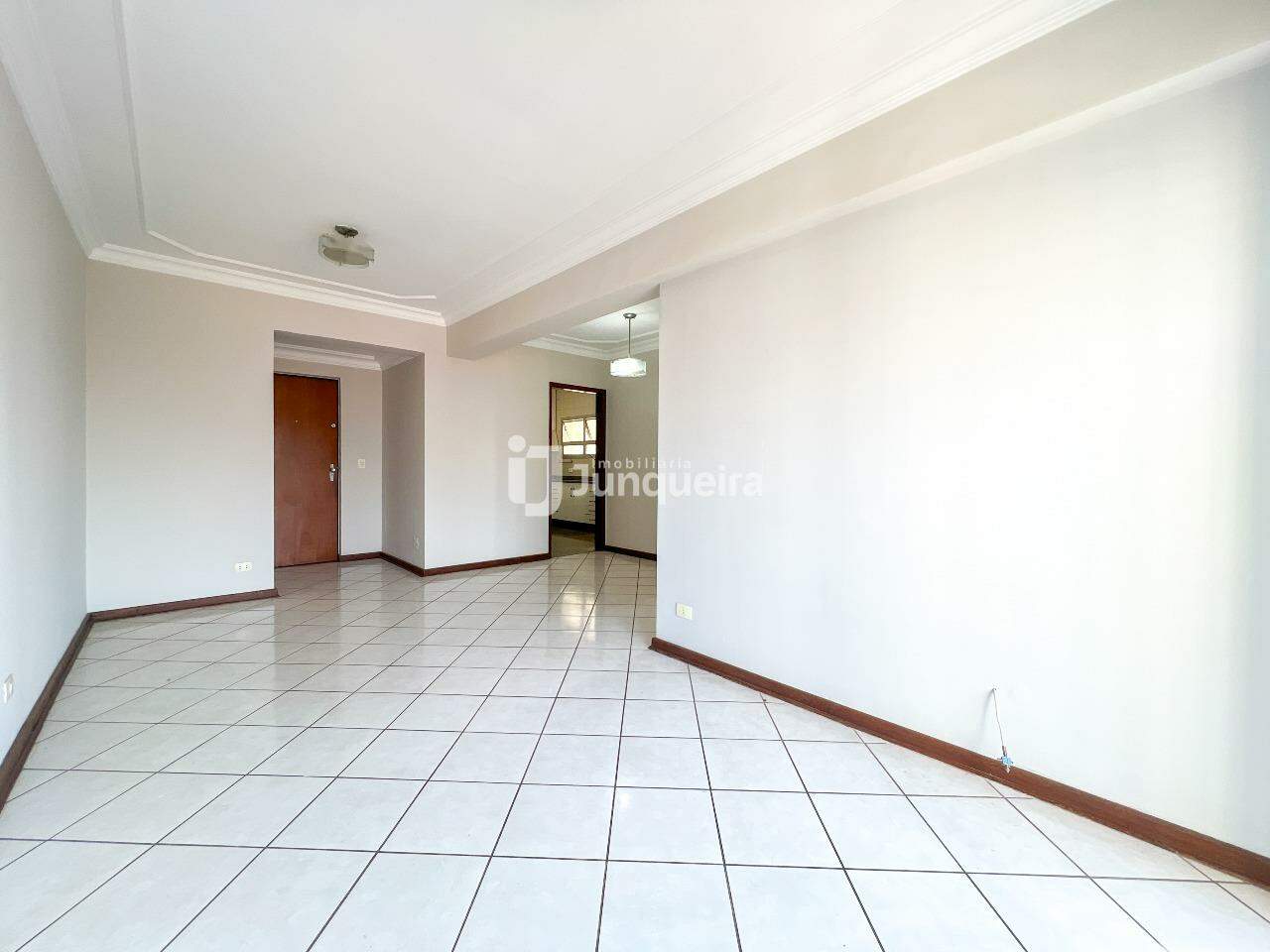 Apartamento à venda no Antares, 3 quartos, sendo 1 suíte, 2 vagas, no bairro São Judas em Piracicaba - SP