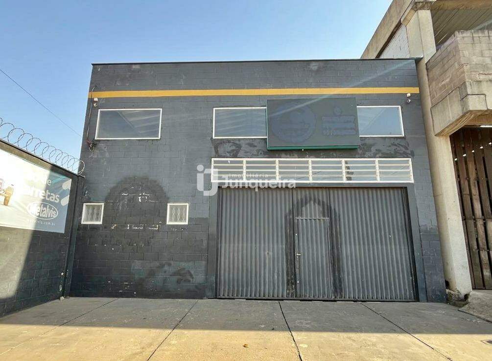 Salão para alugar, 4 vagas, no bairro Nossa Senhora de Fátima em Piracicaba - SP