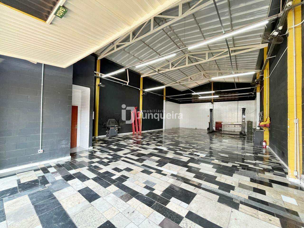 Salão para alugar, 4 vagas, no bairro Nossa Senhora de Fátima em Piracicaba - SP
