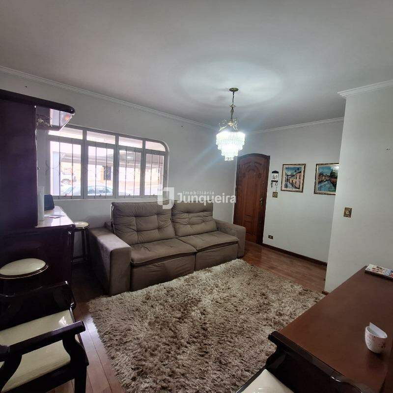 Casa à venda, 3 quartos, sendo 1 suíte, 2 vagas, no bairro Nova Piracicaba em Piracicaba - SP