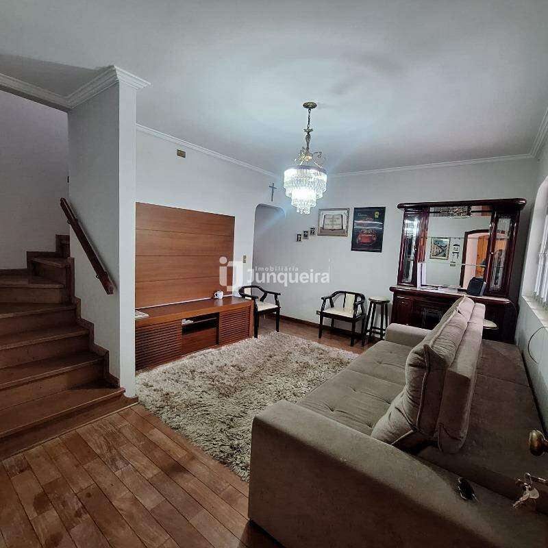 Casa à venda, 3 quartos, sendo 1 suíte, 2 vagas, no bairro Nova Piracicaba em Piracicaba - SP