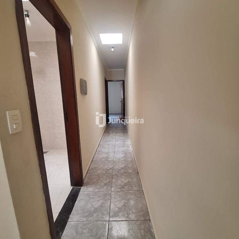 Casa à venda, 2 quartos, 2 vagas, no bairro Nova Pompéia em Piracicaba - SP