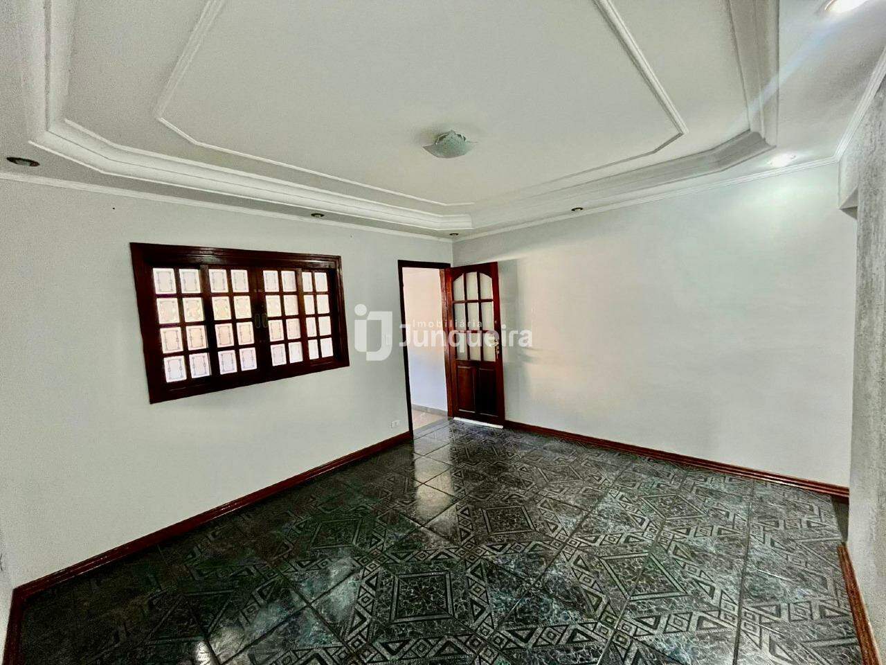 Casa para alugar, 2 quartos, 2 vagas, no bairro Jardim Astúrias I em Piracicaba - SP