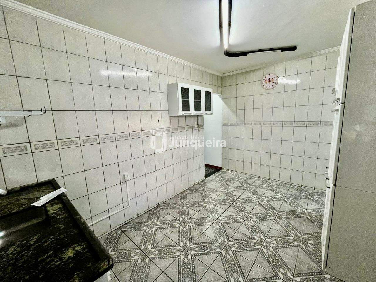 Casa para alugar, 2 quartos, 2 vagas, no bairro Jardim Astúrias I em Piracicaba - SP