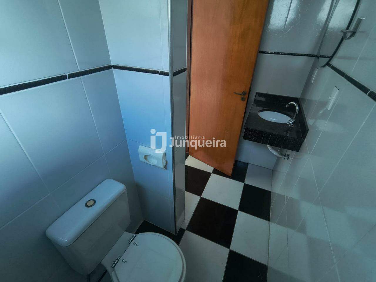 Sala Comercial para alugar, no bairro Vila Rezende em Piracicaba - SP