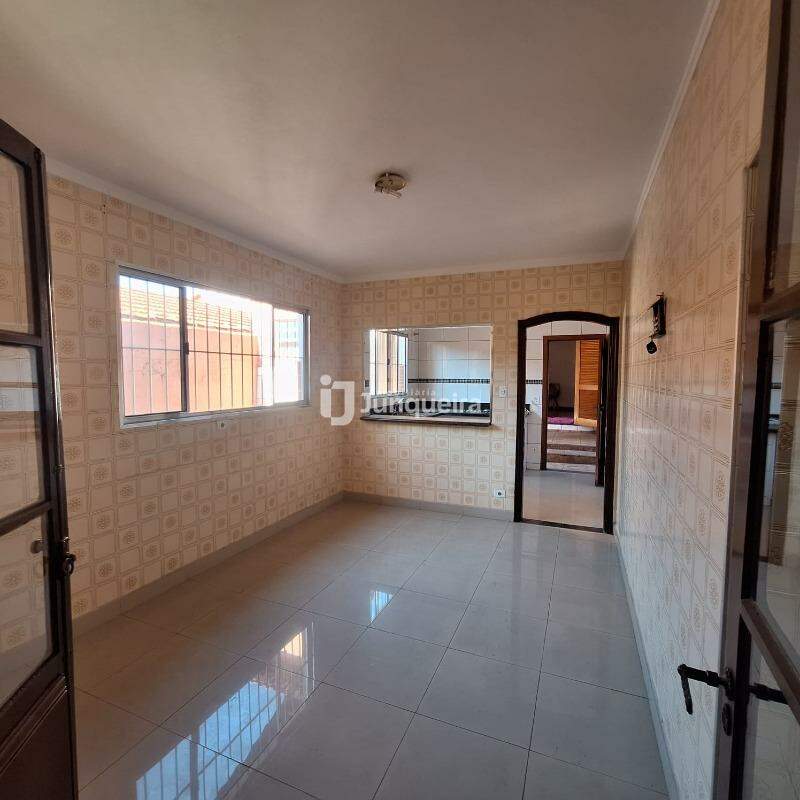 Casa à venda, 3 quartos, sendo 2 suítes, 3 vagas, no bairro Piracicamirim em Piracicaba - SP