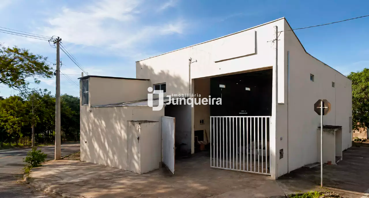 Galpão à venda, 2 vagas, no bairro Parque São Matheus em Piracicaba - SP