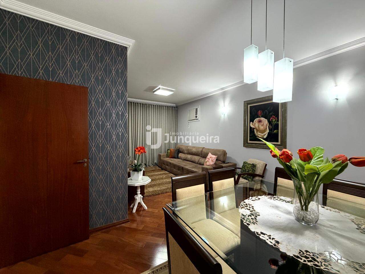 Apartamento à venda no Dom Pedro I, 3 quartos, sendo 1 suíte, 1 vaga, no bairro Cidade Alta em Piracicaba - SP