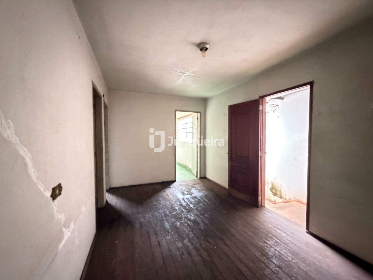 Casa à venda, 3 quartos, 2 vagas, no bairro São Dimas em Piracicaba - SP