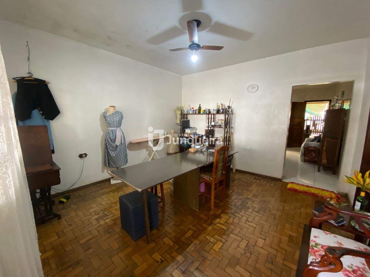 Casa à venda, 3 quartos, sendo 1 suíte, 1 vaga, no bairro Jardim Taiguara I em Piracicaba - SP