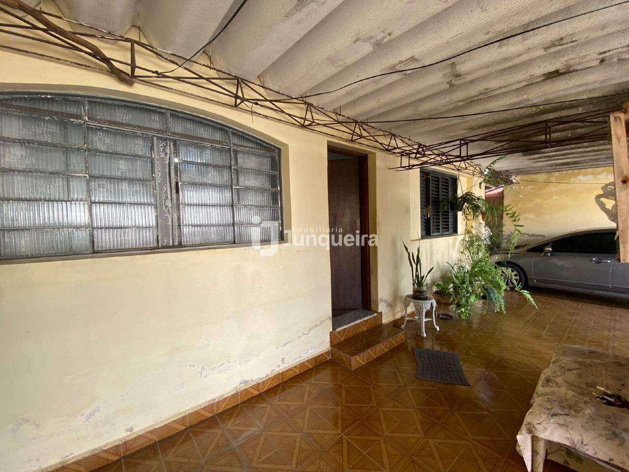 Casa à venda, 3 quartos, sendo 1 suíte, 1 vaga, no bairro Jardim Taiguara I em Piracicaba - SP