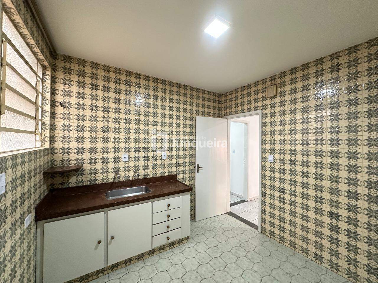 Casa à venda, 2 quartos, sendo 1 suíte, 1 vaga, no bairro Alto em Piracicaba - SP