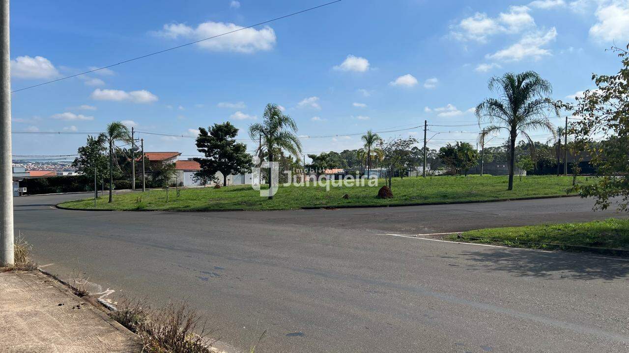 Terreno à venda, no bairro Campos Do Conde em Piracicaba - SP