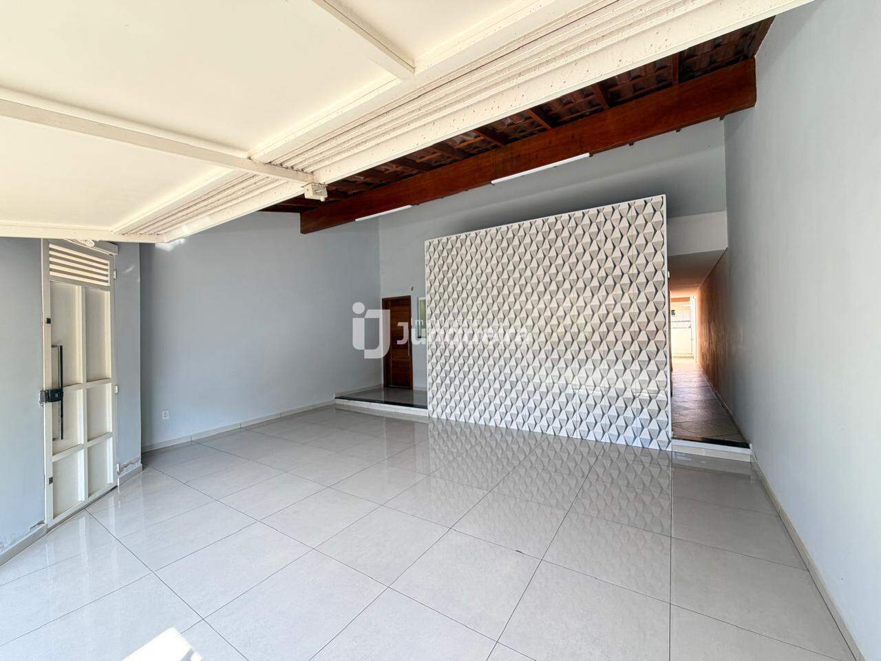 Casa à venda, 3 quartos, sendo 1 suíte, 2 vagas, no bairro Jardim Colina Verde em Piracicaba - SP