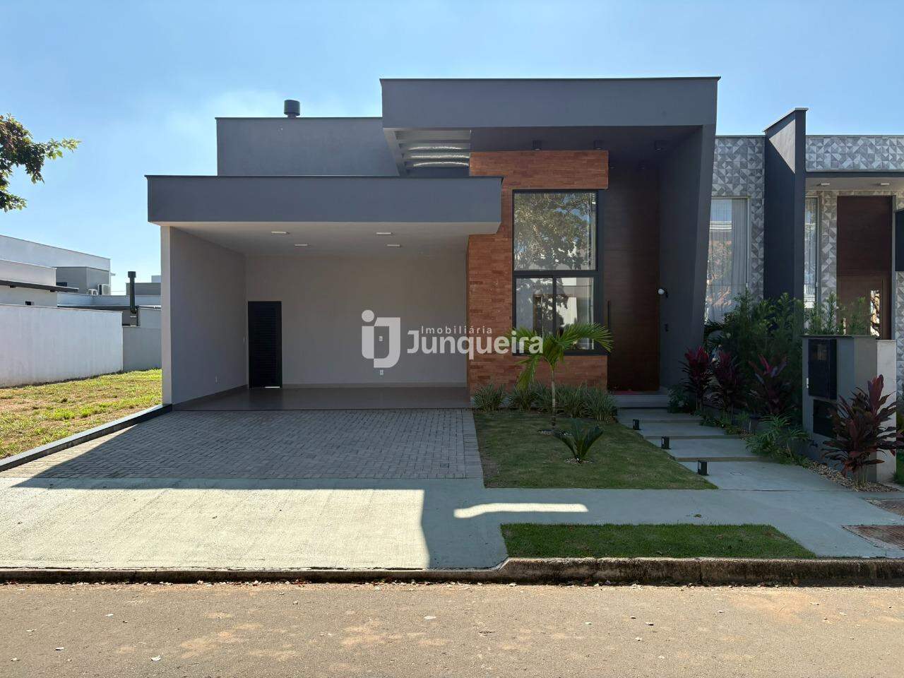 Casa em Condomínio à venda no Park Unimep Taquaral, 3 quartos, sendo 1 suíte, 4 vagas, no bairro Taquaral em Piracicaba - SP