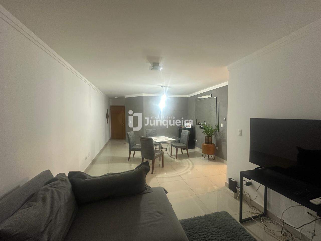 Apartamento à venda no Dubai, 3 quartos, sendo 1 suíte, 2 vagas, no bairro Vila Independência em Piracicaba - SP