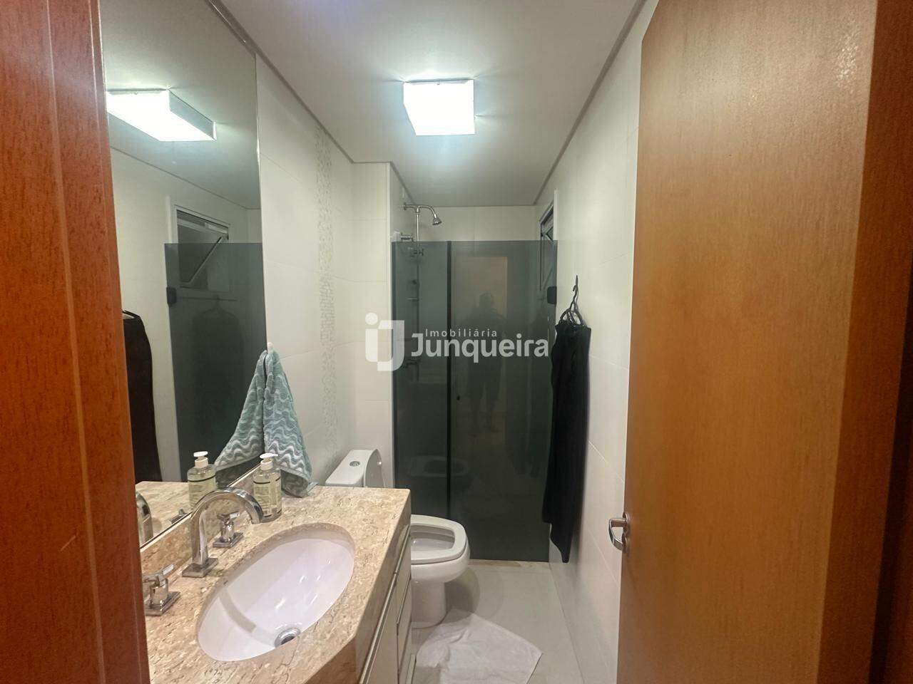 Apartamento à venda no Dubai, 3 quartos, sendo 1 suíte, 2 vagas, no bairro Vila Independência em Piracicaba - SP