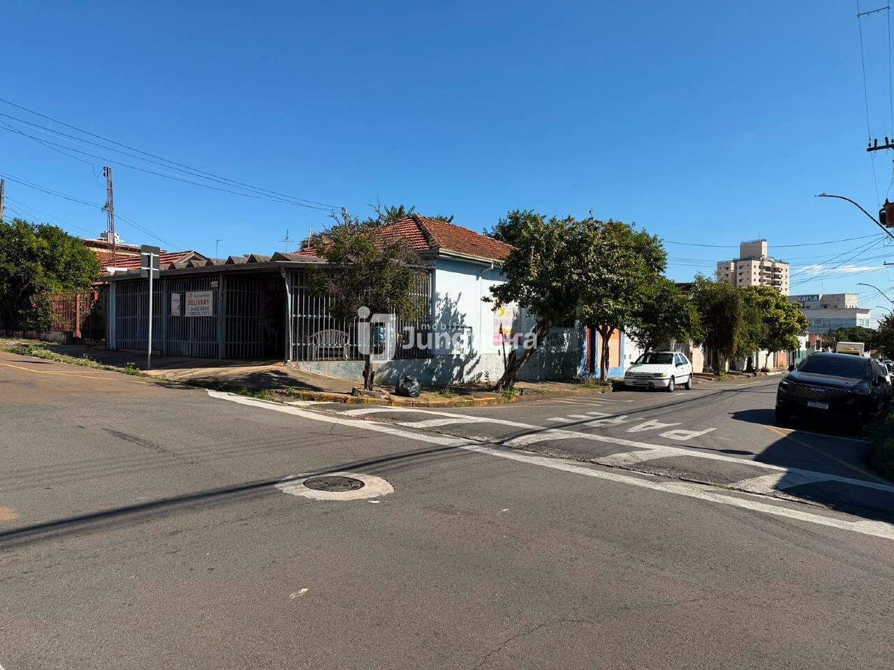 Casa à venda, no bairro Vila Independência em Piracicaba - SP