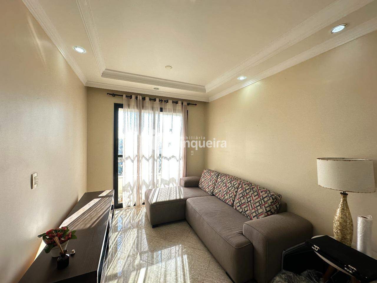 Apartamento à venda no Edifício Antuerpia, 3 quartos, sendo 1 suíte, 2 vagas, no bairro Paulista em Piracicaba - SP