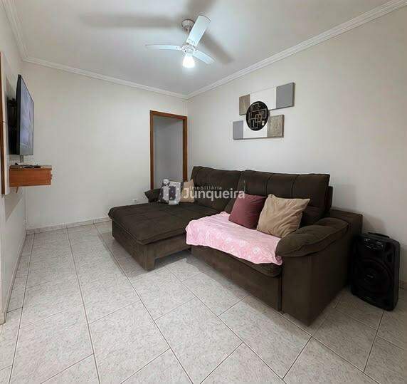 Casa à venda, 2 quartos, sendo 1 suíte, 2 vagas, no bairro Jardim Astúrias II em Piracicaba - SP