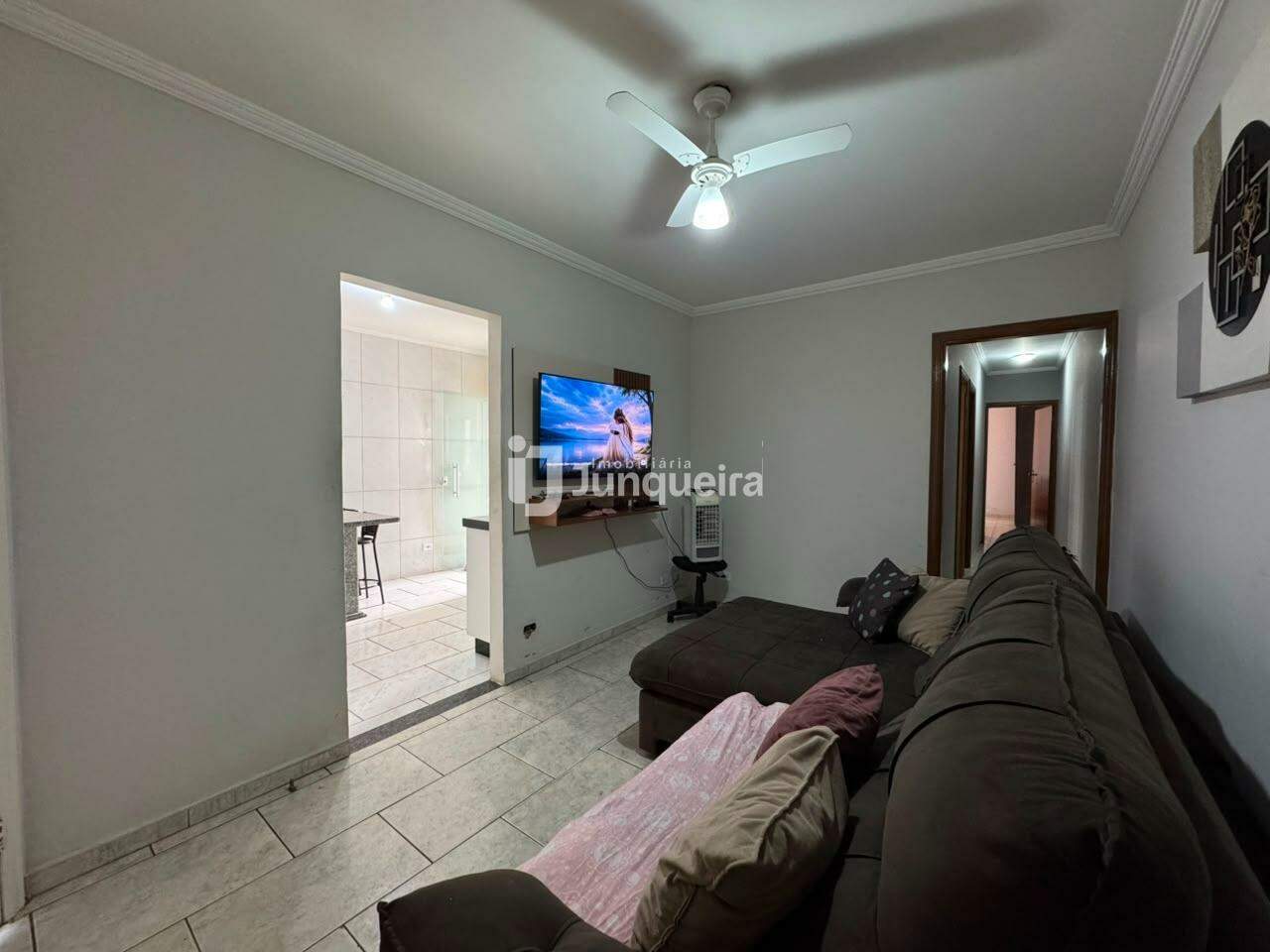 Casa à venda, 2 quartos, sendo 1 suíte, 2 vagas, no bairro Jardim Astúrias II em Piracicaba - SP